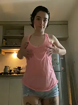  Lunnaa  online show from April 10, 2026, 2:29 am