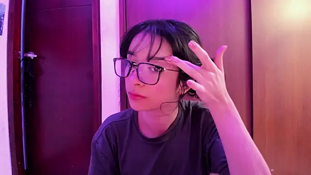  Lunnaa  online show from February 23, 2025, 1:57 am