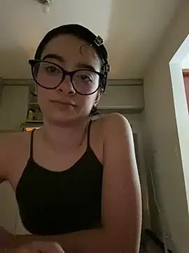  Lunnaa  online show from April 12, 2026, 12:36 am