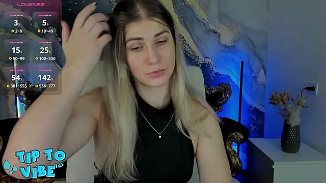 CassandraGood online show from February 12, 2025, 10:56 am