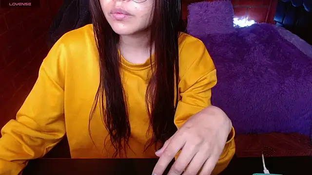 Snapshot of MidoriQuiinn chatting on June 23, 2026, 5:11 pm MidoriQuiinn online show from June 23, 2026, 5:11 pm