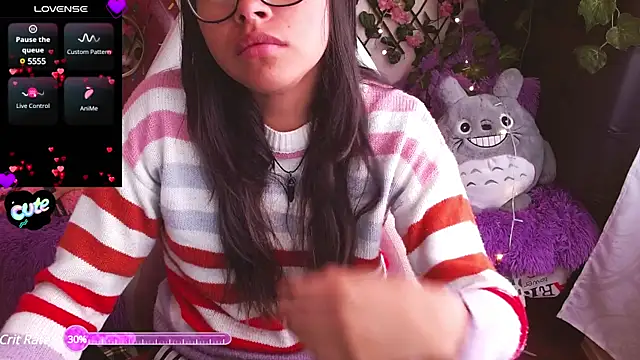 MidoriQuiinn online show from February 6, 2025, 1:54 pm