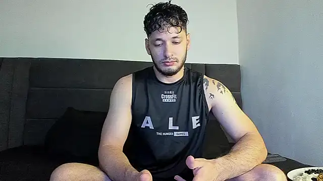 alejandro  2 online show from November 16, 2025, 6:01 pm