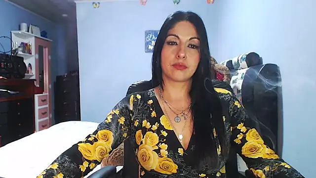 sahtlove1 online show from April 29, 2026, 10:05 pm
