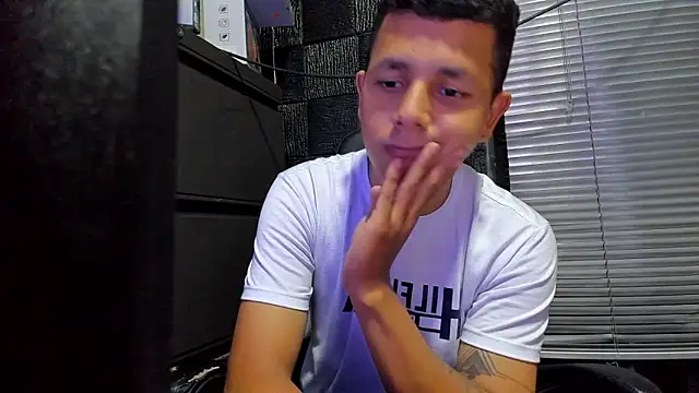 Snapshot of boy_bigcock24cm chatting on June 8, 2026, 10:43 pm boy bigcock24cm online show from June 8, 2026, 10:43 pm