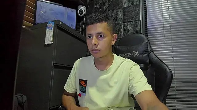 boy bigcock24cm online show from July 11, 2026, 12:00 am