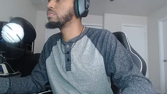 Snapshot of ChrisVacher chatting on March 15, 2026, 4:58 pm ChrisVacher online show from March 15, 2026, 4:58 pm