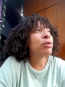 DannaBerry online show from October 9, 2025, 2:28 pm