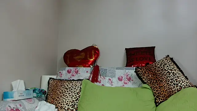 x  KHALEESI  x online show from March 12, 2025, 8:20 pm