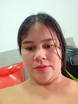 sweet lucia online show from March 11, 2026, 9:20 pm