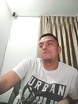 starplss online show from June 8, 2026, 3:18 am