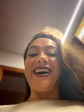 angelitasexy81 online show from February 6, 2026, 11:17 am