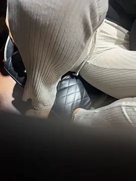 angelitasexy81 online show from February 26, 2025, 6:15 pm