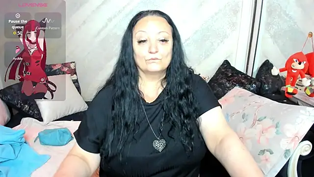 Snapshot of lady_lauren chatting on June 17, 2026, 4:12 am lady lauren online show from June 17, 2026, 4:12 am