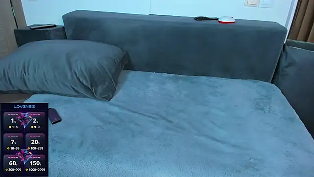 Snapshot of Jessyjenkins chatting on January 14, 2025, 9:09 pm Jessyjenkins online show from January 14, 2025, 9:09 pm