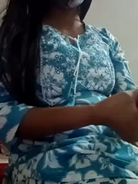 Snapshot of Ipsita-bold chatting on April 6, 2026, 3:24 pm Ipsita-bold online show from April 6, 2026, 3:24 pm