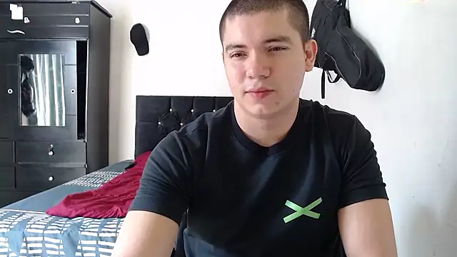 suckmydickbitch97 online show from November 7, 2025, 1:15 pm