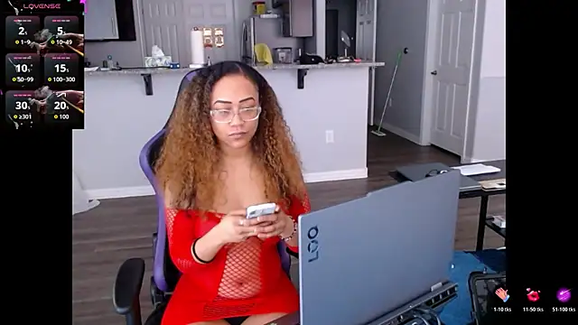 RylHoneyy online show from August 1, 2026, 6:06 pm