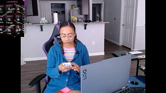 RylHoneyy online show from July 28, 2026, 6:31 pm