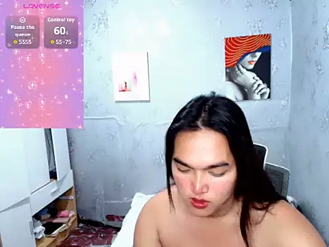 MoaningKylie online show from October 14, 2025, 2:56 am