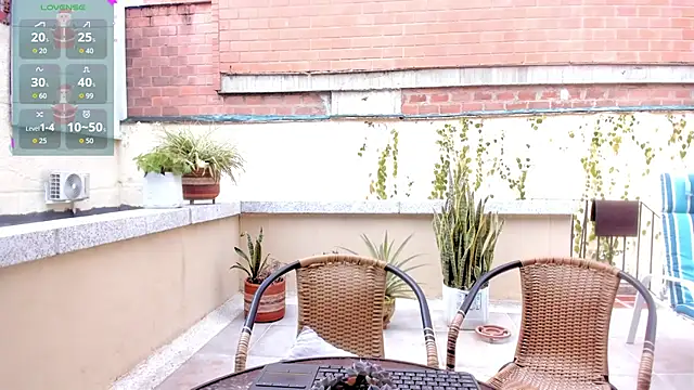 Amy art online show from January 7, 2026, 8:47 pm