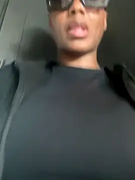 Snapshot of HoneyDripHer chatting on September 17, 2025, 5:59 pm HoneyDripHer online show from September 17, 2025, 5:59 pm