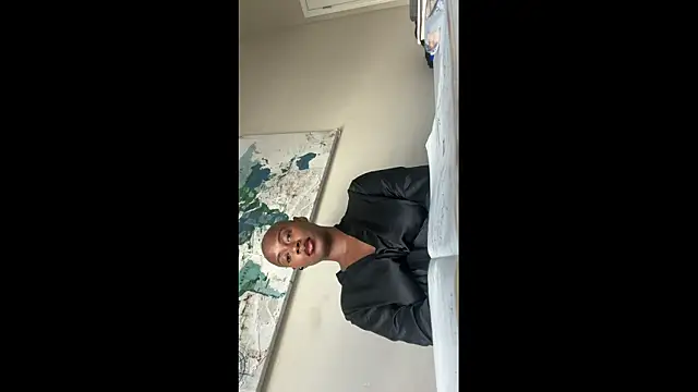 Snapshot of HoneyDripHer chatting on November 22, 2025, 7:35 pm HoneyDripHer online show from November 22, 2025, 7:35 pm