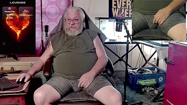 countrydomdaddy online show from August 7, 2026, 10:16 pm