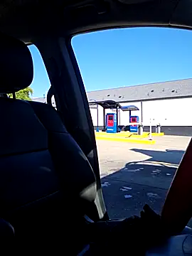 Snapshot of Yedriserna chatting on October 16, 2025, 3:20 pm Yedriserna online show from October 16, 2025, 3:20 pm