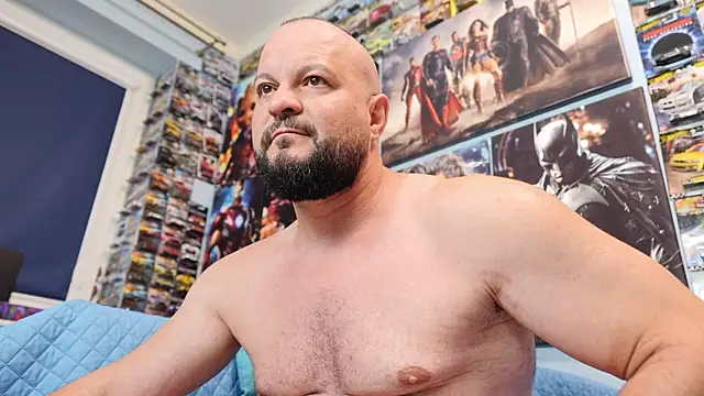 Muscle Bear online show from May 29, 2026, 2:28 am