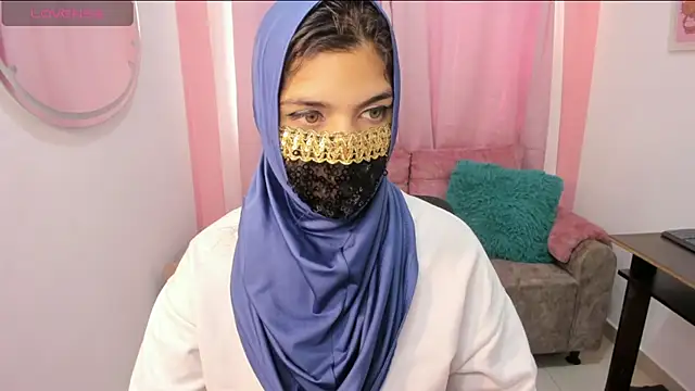 Snapshot of anissa- chatting on February 19, 2025, 3:27 pm anissa- online show from February 19, 2025, 3:27 pm