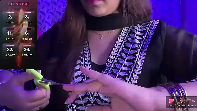 Snapshot of Sizzling__ZAARA chatting on September 12, 2025, 10:37 am Sizzling ZAARA online show from September 12, 2025, 10:37 am