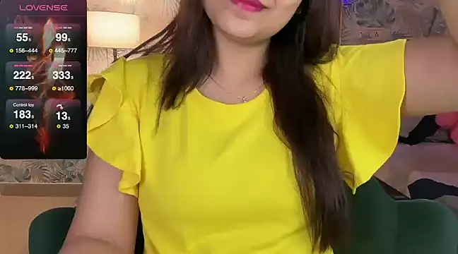 Snapshot of Sizzling__ZAARA chatting on February 24, 2025, 12:26 pm Sizzling ZAARA online show from February 24, 2025, 12:26 pm