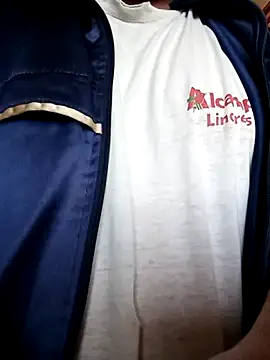 Hot-pico76 online show from November 8, 2025, 4:54 pm