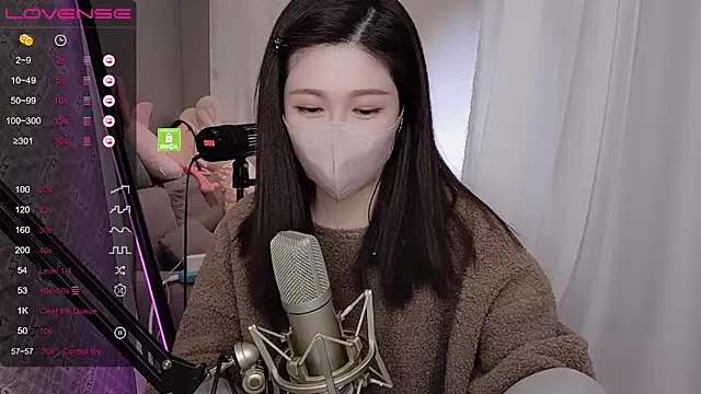 Snapshot of tw_lala chatting on January 7, 2025, 4:27 pm tw lala online show from January 7, 2025, 4:27 pm