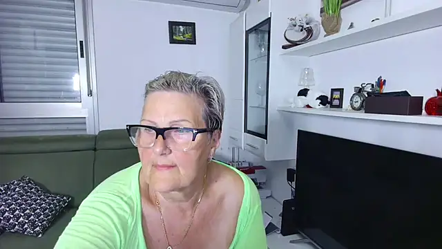 Selenna57 online show from June 9, 2026, 5:36 pm