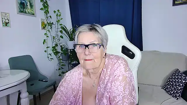 Selenna57 online show from January 16, 2026, 6:45 pm