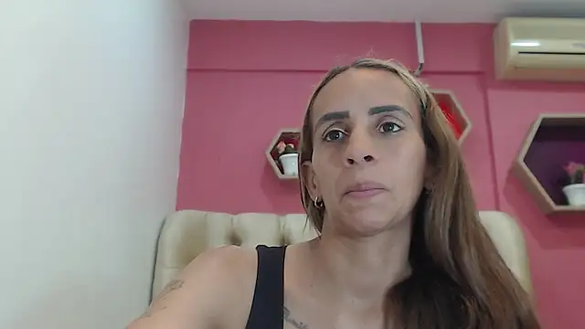 Amber Moore online show from February 6, 2026, 11:12 pm