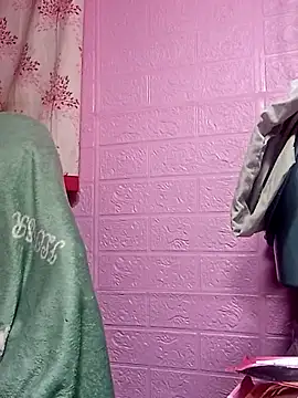 Snapshot of Cutie_body11 chatting on March 19, 2026, 9:37 pm Cutie body11 online show from March 19, 2026, 9:37 pm