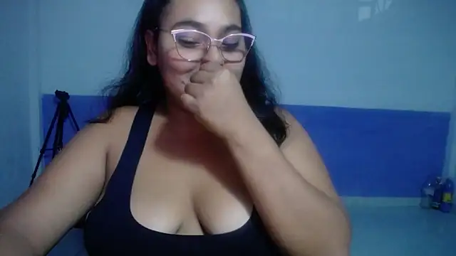 sirena 15 online show from June 16, 2026, 3:06 am
