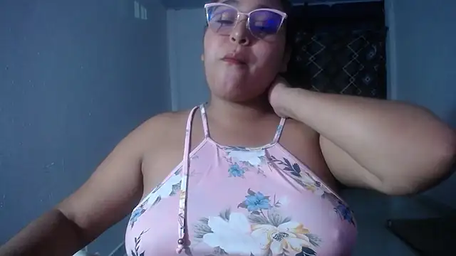 sirena 15 online show from April 25, 2026, 5:21 am