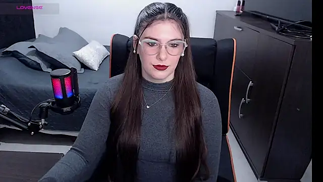 xxbbtaa online show from June 11, 2026, 7:55 pm