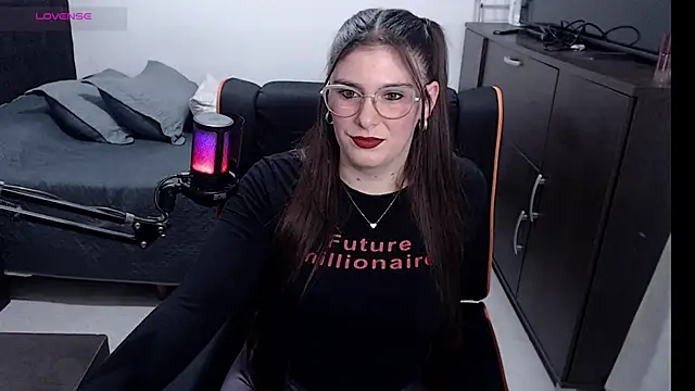 xxbbtaa online show from June 18, 2026, 1:37 am