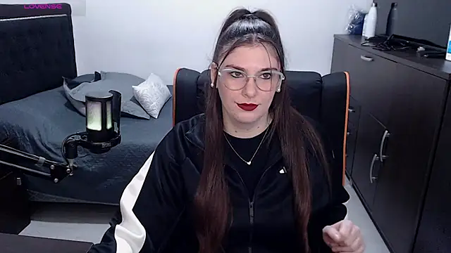 xxbbtaa online show from May 16, 2026, 8:19 pm