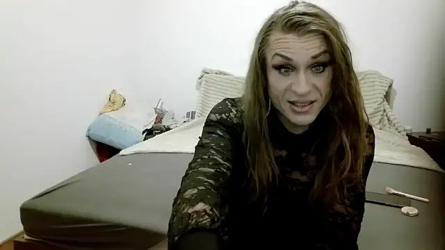 Snapshot of lilianashemale chatting on February 22, 2026, 11:39 pm lilianashemale online show from February 22, 2026, 11:39 pm