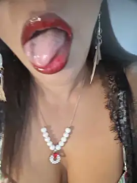 naughtyjaanu online show from June 20, 2026, 11:04 am