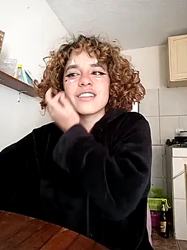 EmmaMelissa0521 online show from March 15, 2025, 4:54 pm