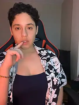 EmmaMelissa0521 online show from July 27, 2026, 11:23 pm