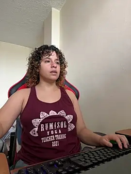 EmmaMelissa0521 online show from June 8, 2026, 5:24 pm