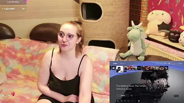 Snapshot of GamerGirl_Eve chatting on March 13, 2026, 6:35 pm GamerGirl Eve online show from March 13, 2026, 6:35 pm